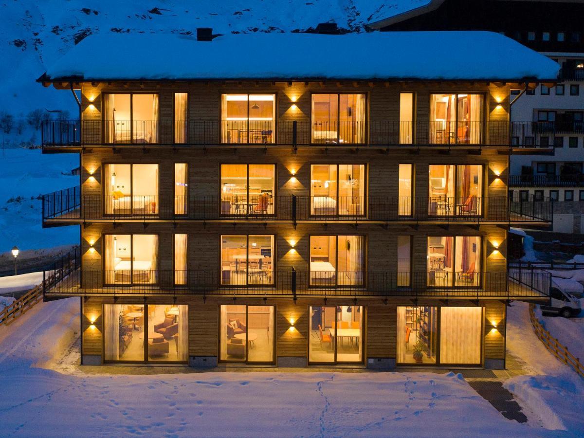 Red Fox Lodge Breuil-Cervinia Esterno foto